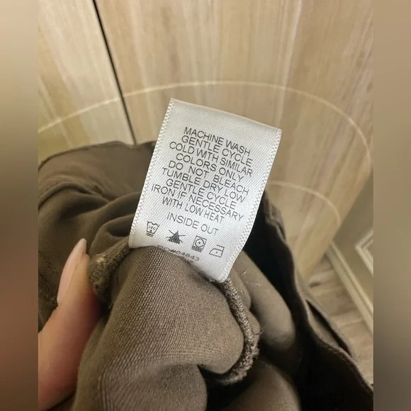 EVEREVE Larissa Cropped Cargo‎ in Fatigue size 26 - Picture 13 of 14